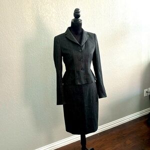 Ann Taylor Suit Size 2